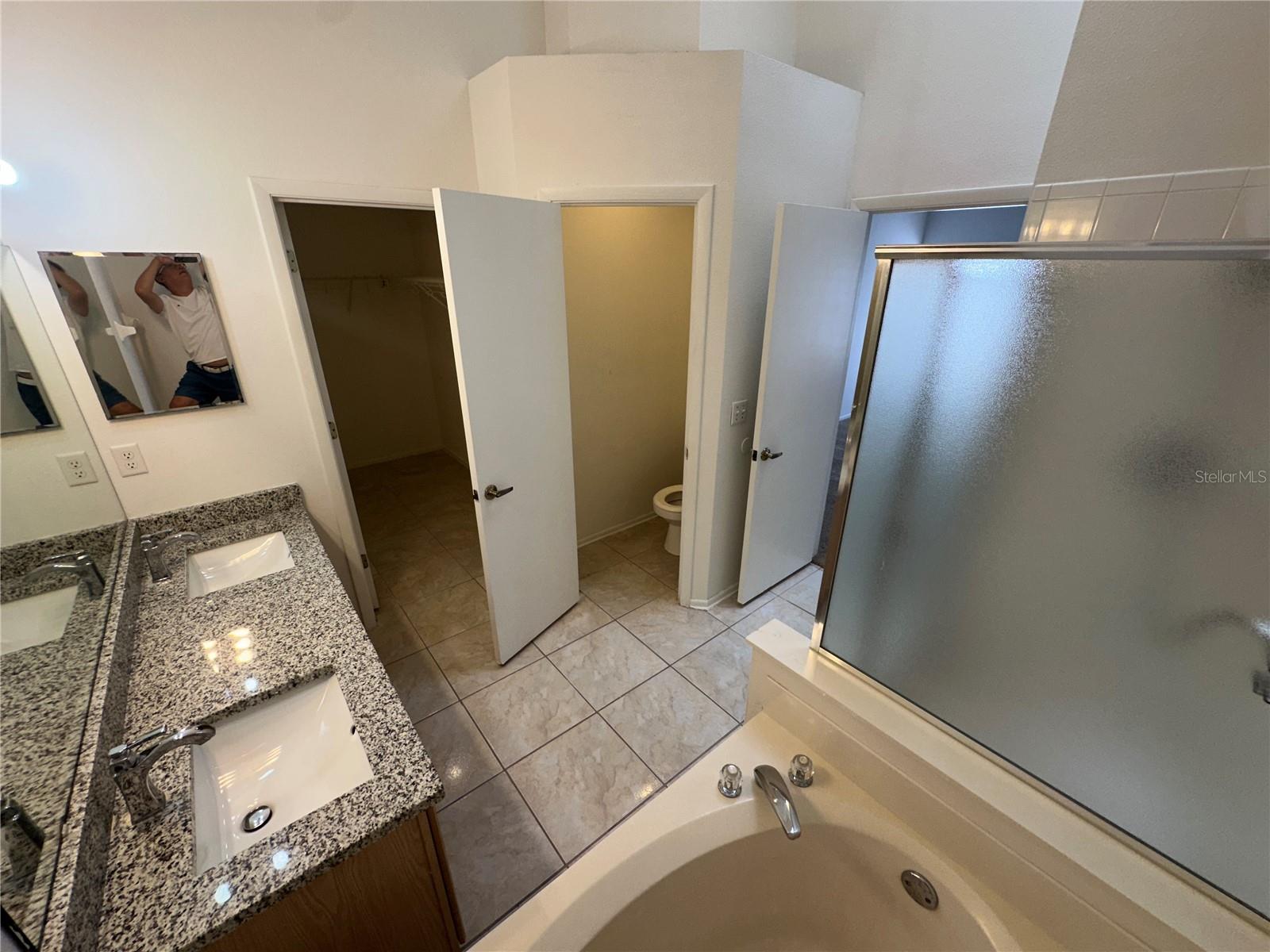 311 Downing Cir Property Photo 7