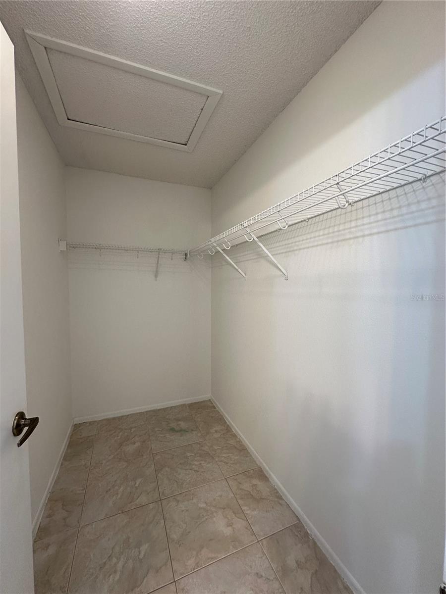 311 Downing Cir Property Photo 9