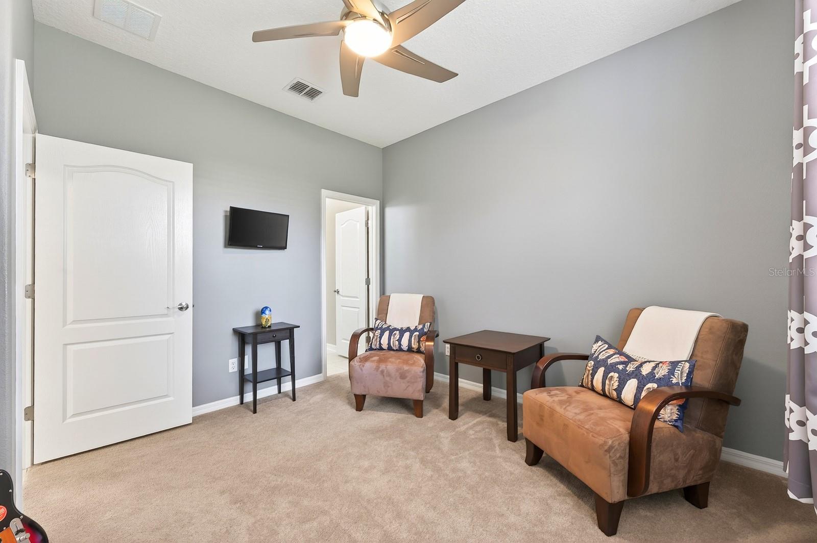 2425 Parkside Meadow Dr Property Photo 21
