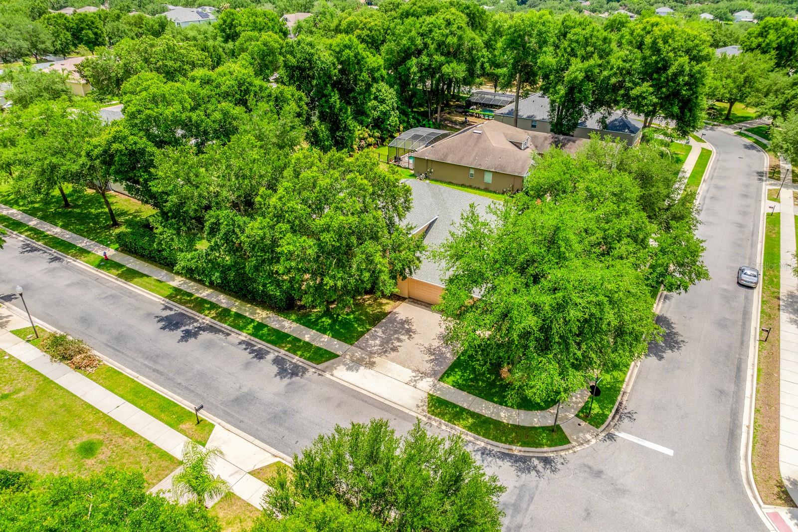 2425 Parkside Meadow Dr Property Photo 36