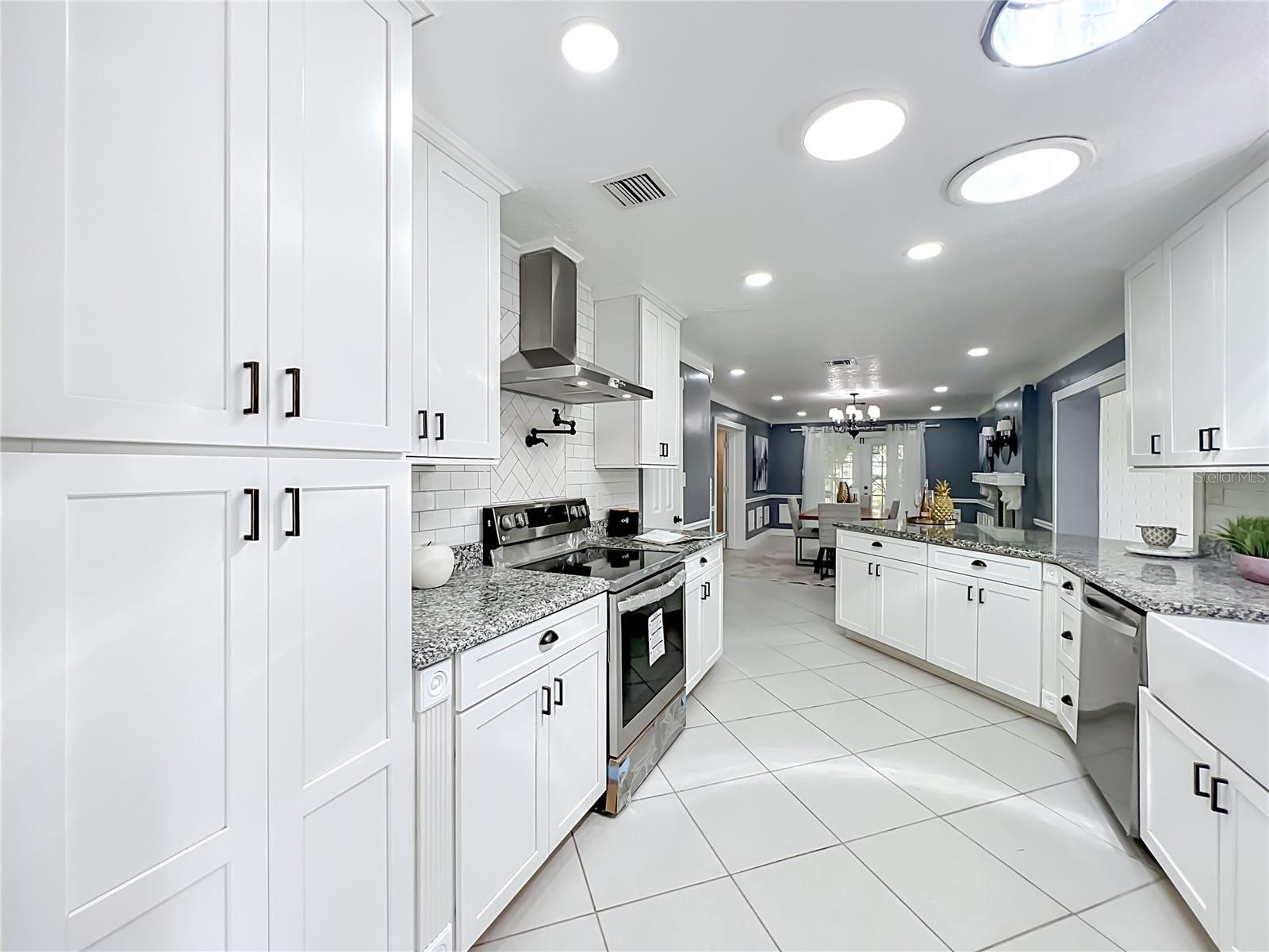3417 Pershing Ave Property Photo 26