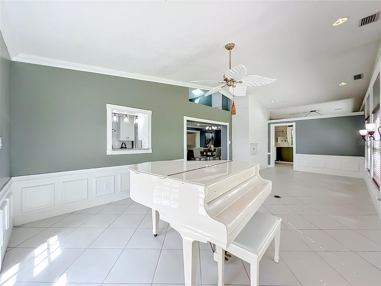 3417 Pershing Ave Property Photo 76