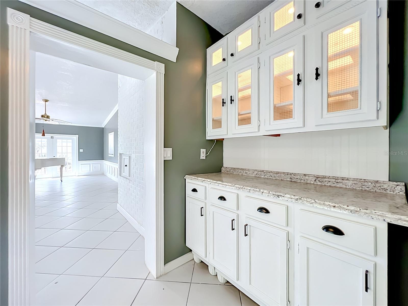 3417 Pershing Ave Property Photo 82