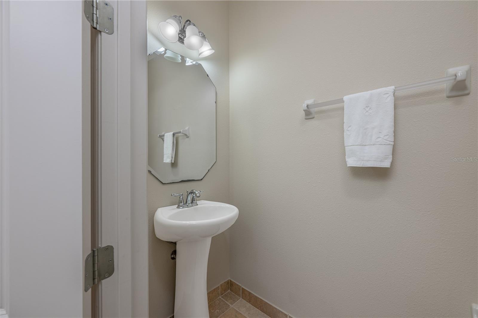 10751 Belfry Cir Property Photo 9