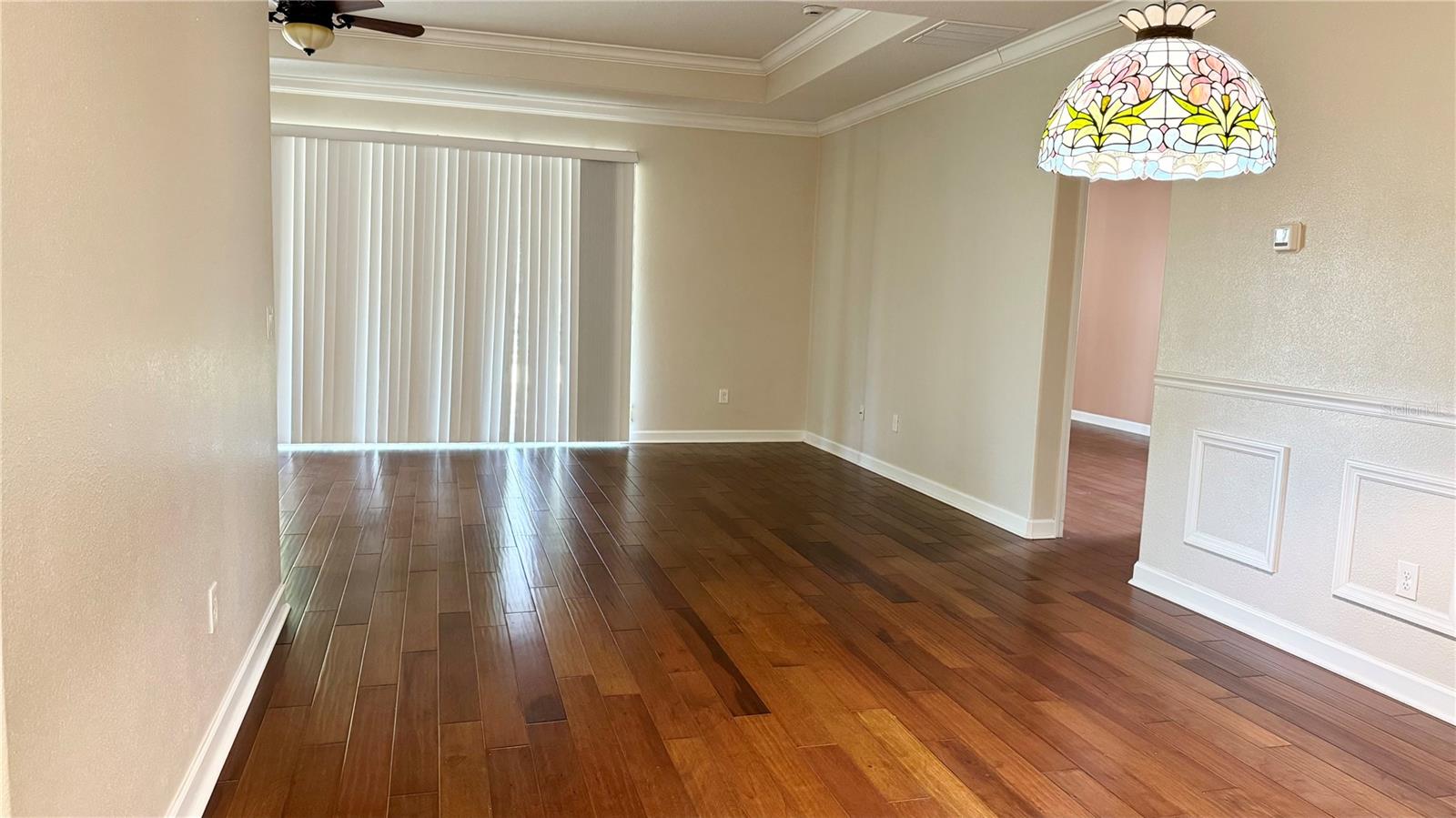 4056 Serena Ln Property Photo 5