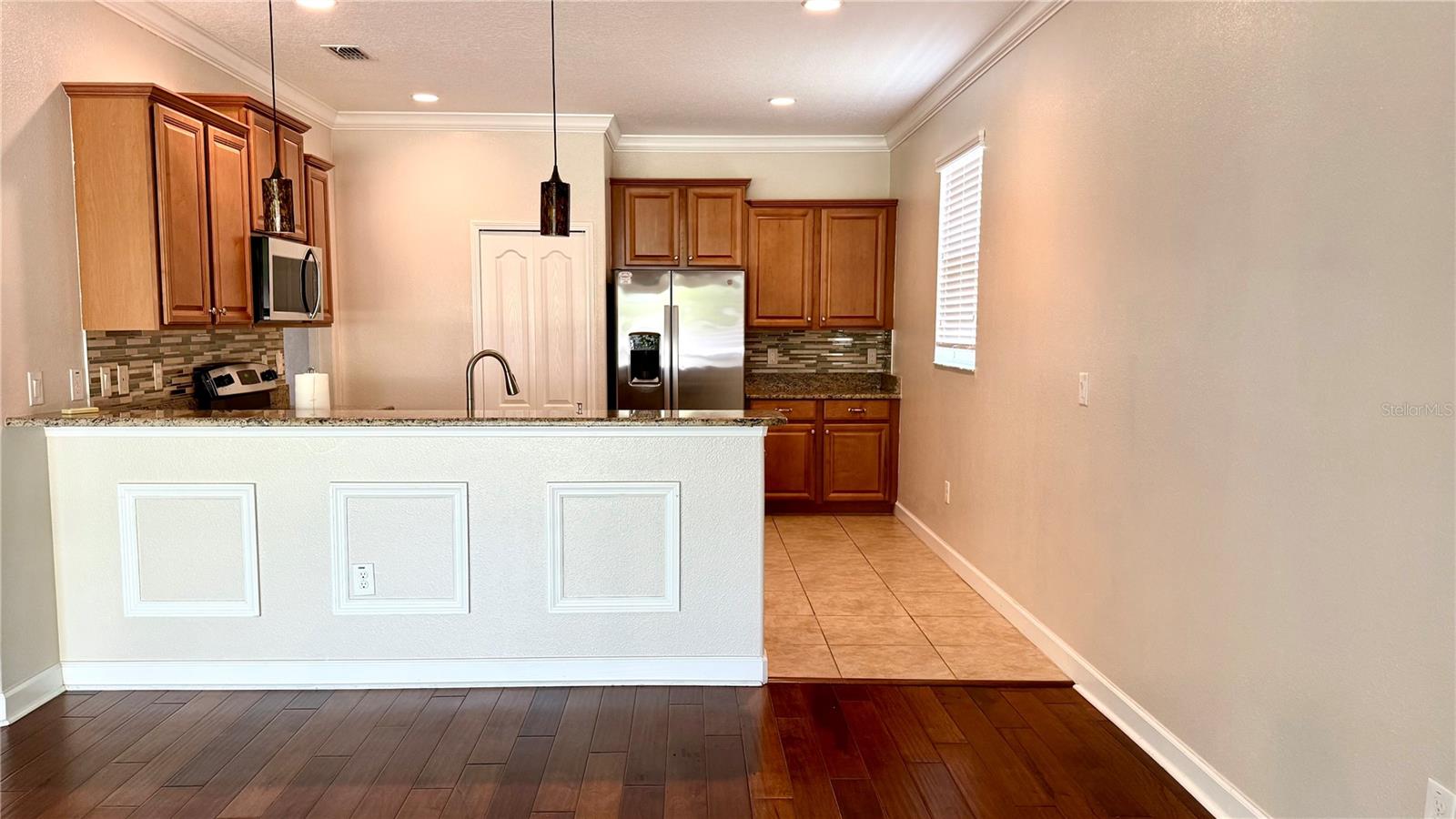 4056 Serena Ln Property Photo 6