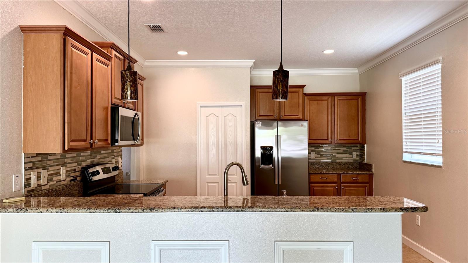 4056 Serena Ln Property Photo 7