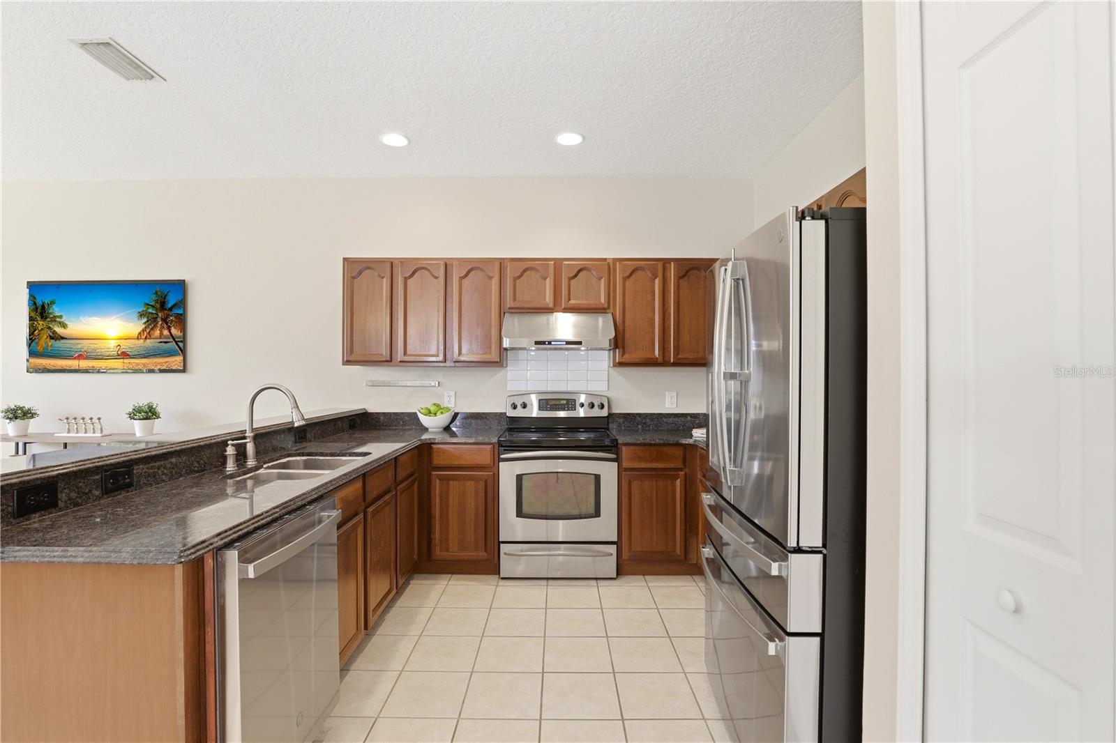 3904 Heirloom Rose Pl Property Photo 4