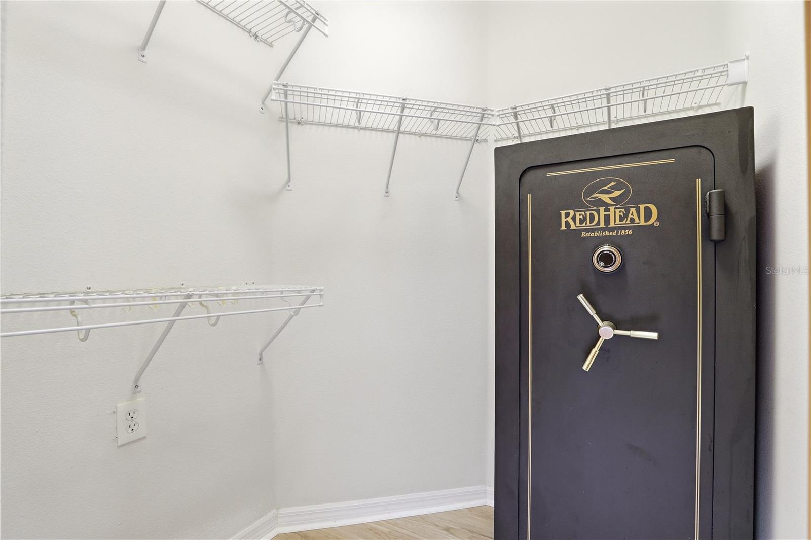 3904 Heirloom Rose Pl Property Photo 32