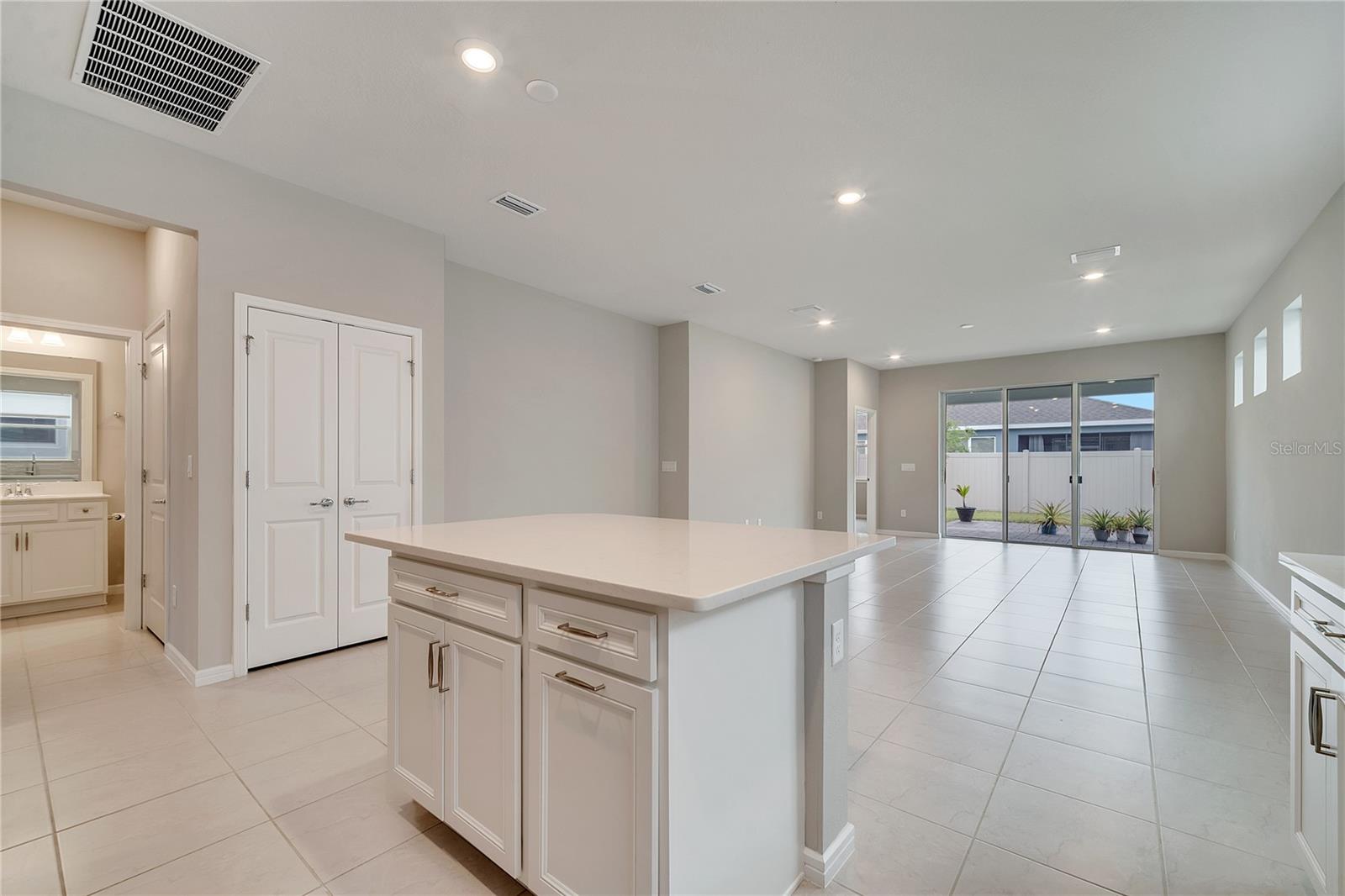 1848 Spring Shower Cir Property Photo 17