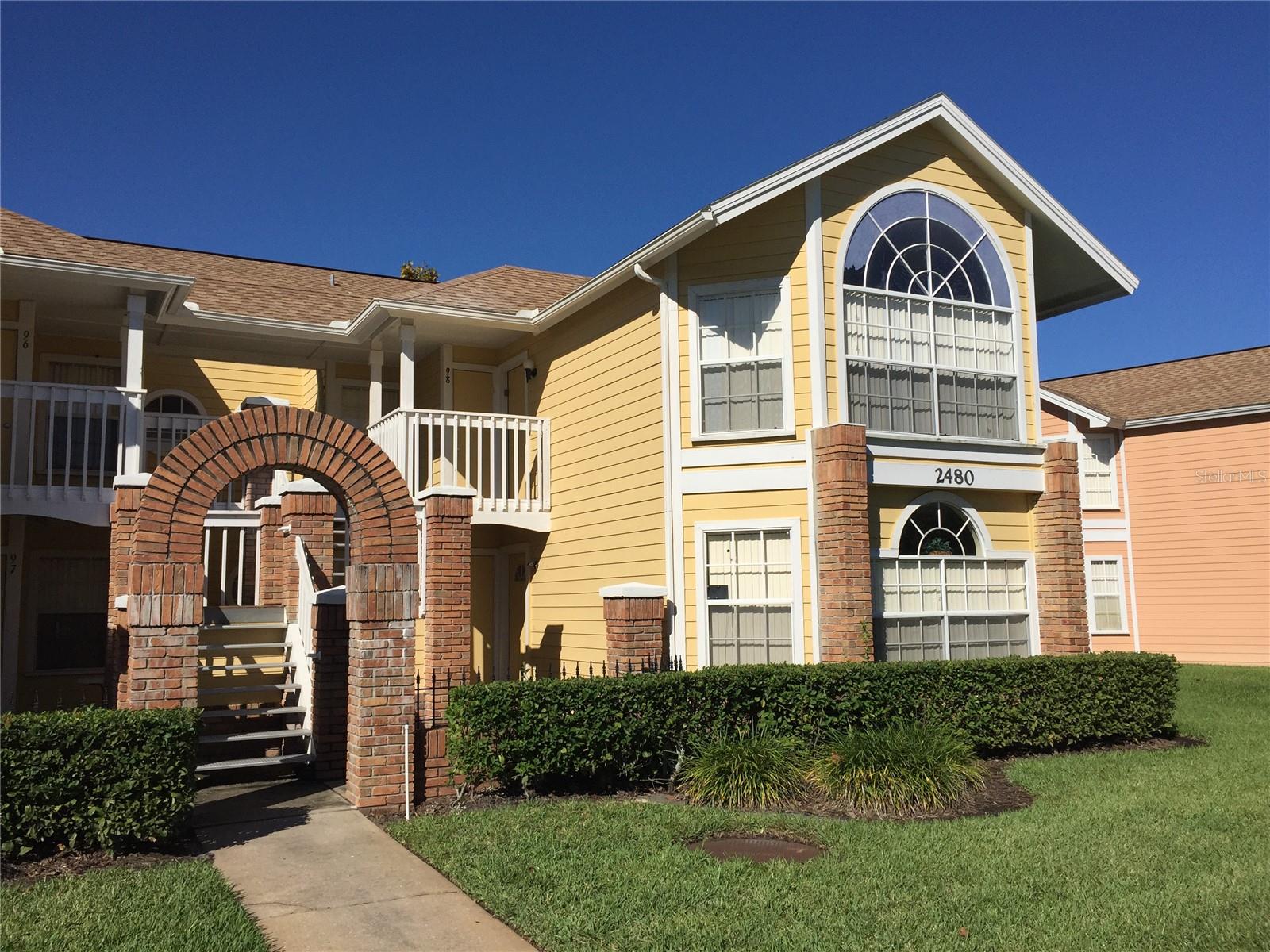 2480 SWEETWATER CLUB CIR #98 Property Photo 1