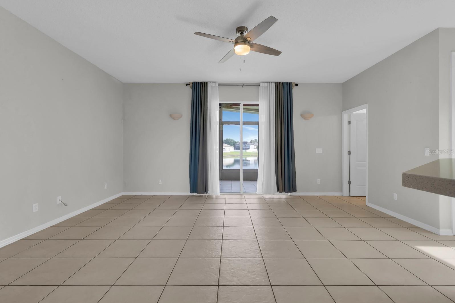837 Jadestone Cir Property Photo 4