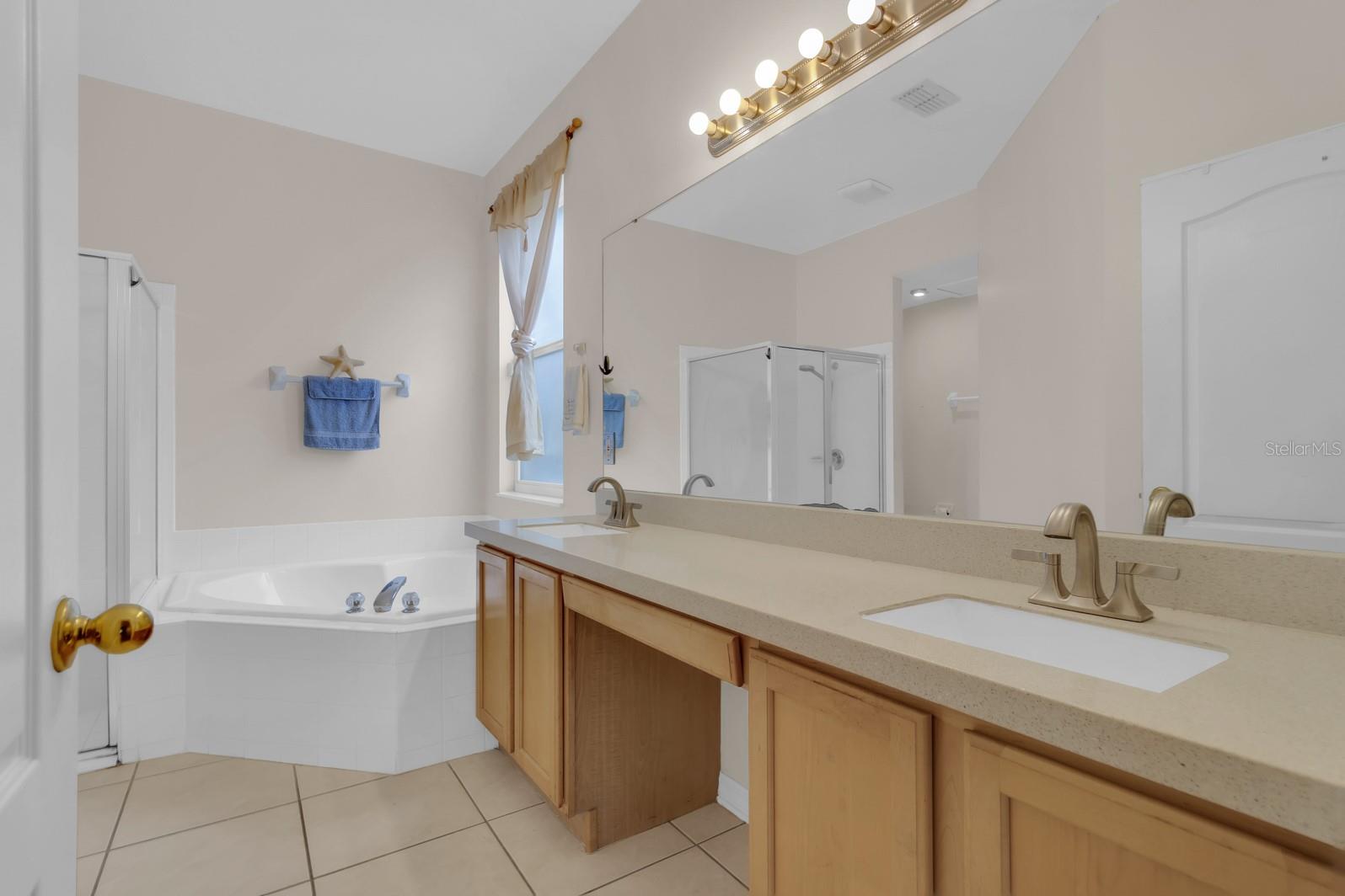 837 Jadestone Cir Property Photo 19
