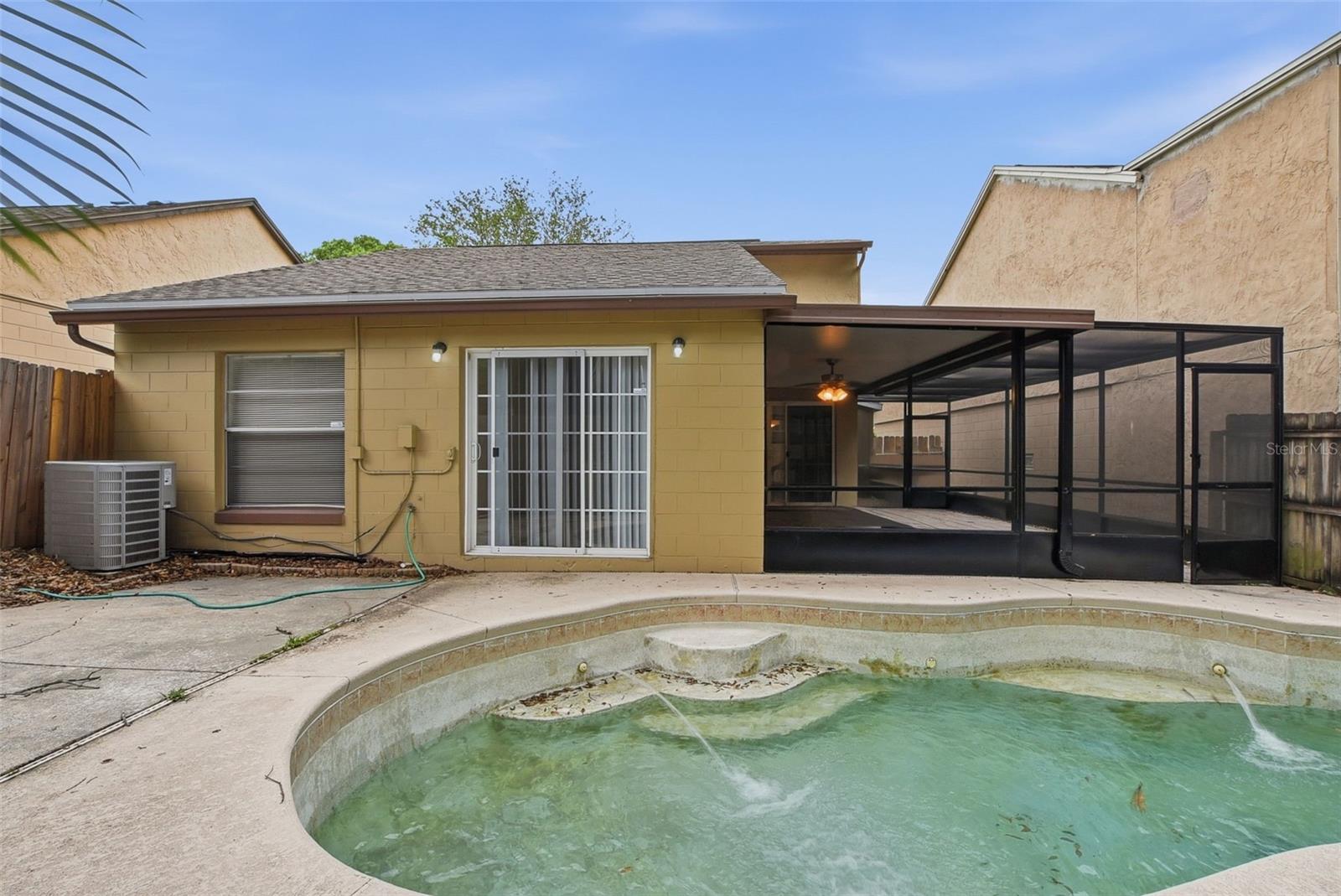 1183 Pin Oak Dr Property Photo 24