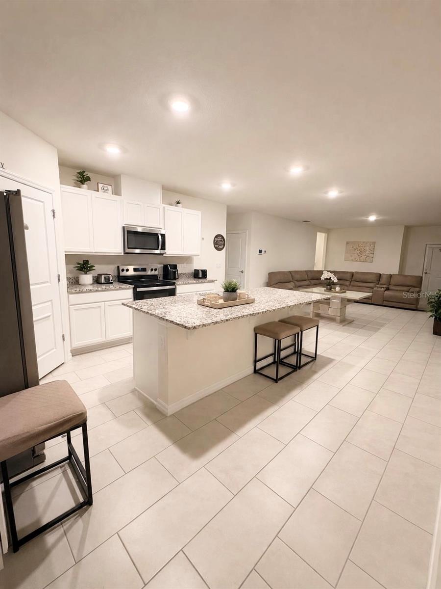 3408 Costello Cir Property Photo 5