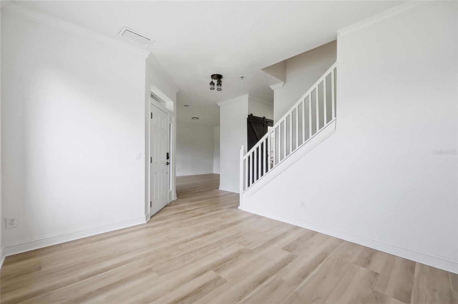 2124 Continental St Property Photo 11