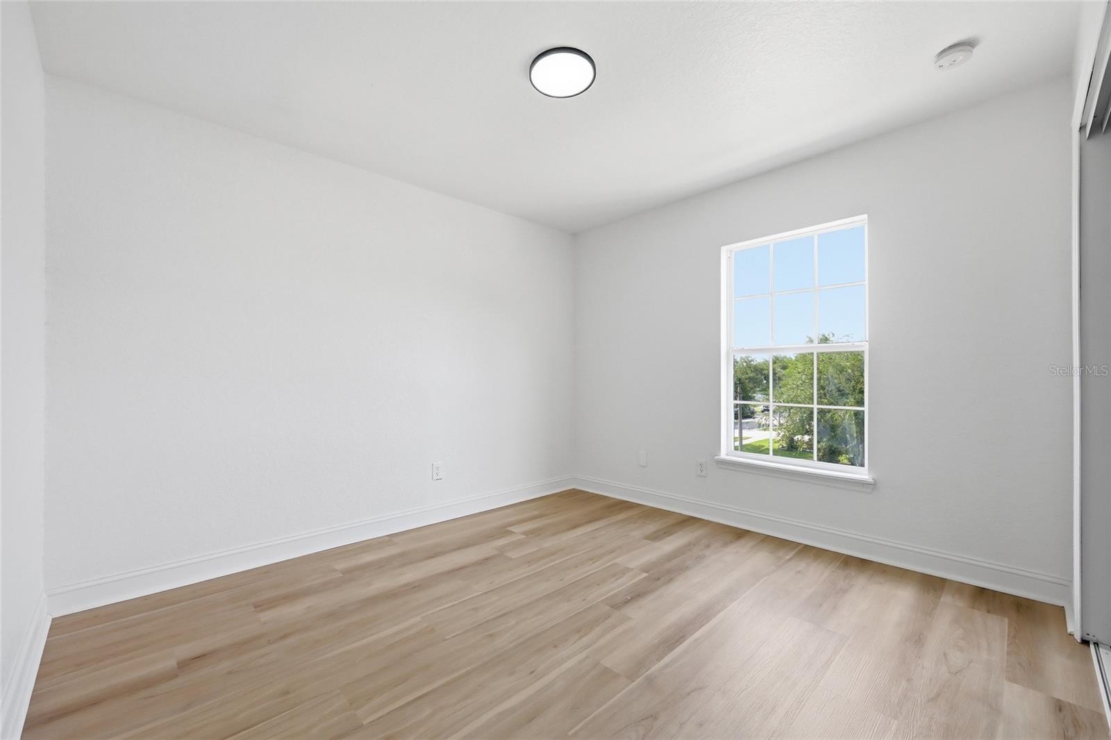 2124 Continental St Property Photo 28