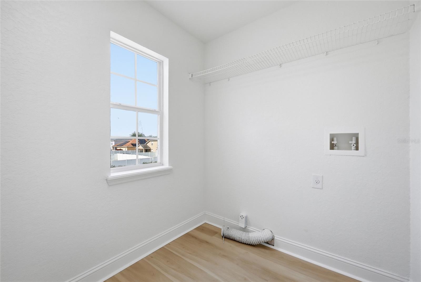 2124 Continental St Property Photo 33