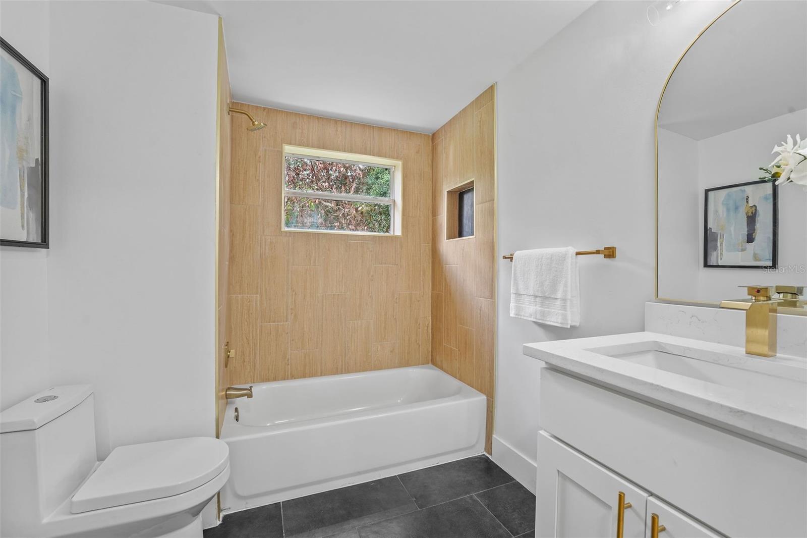 17 Palmira Rd Property Photo 18