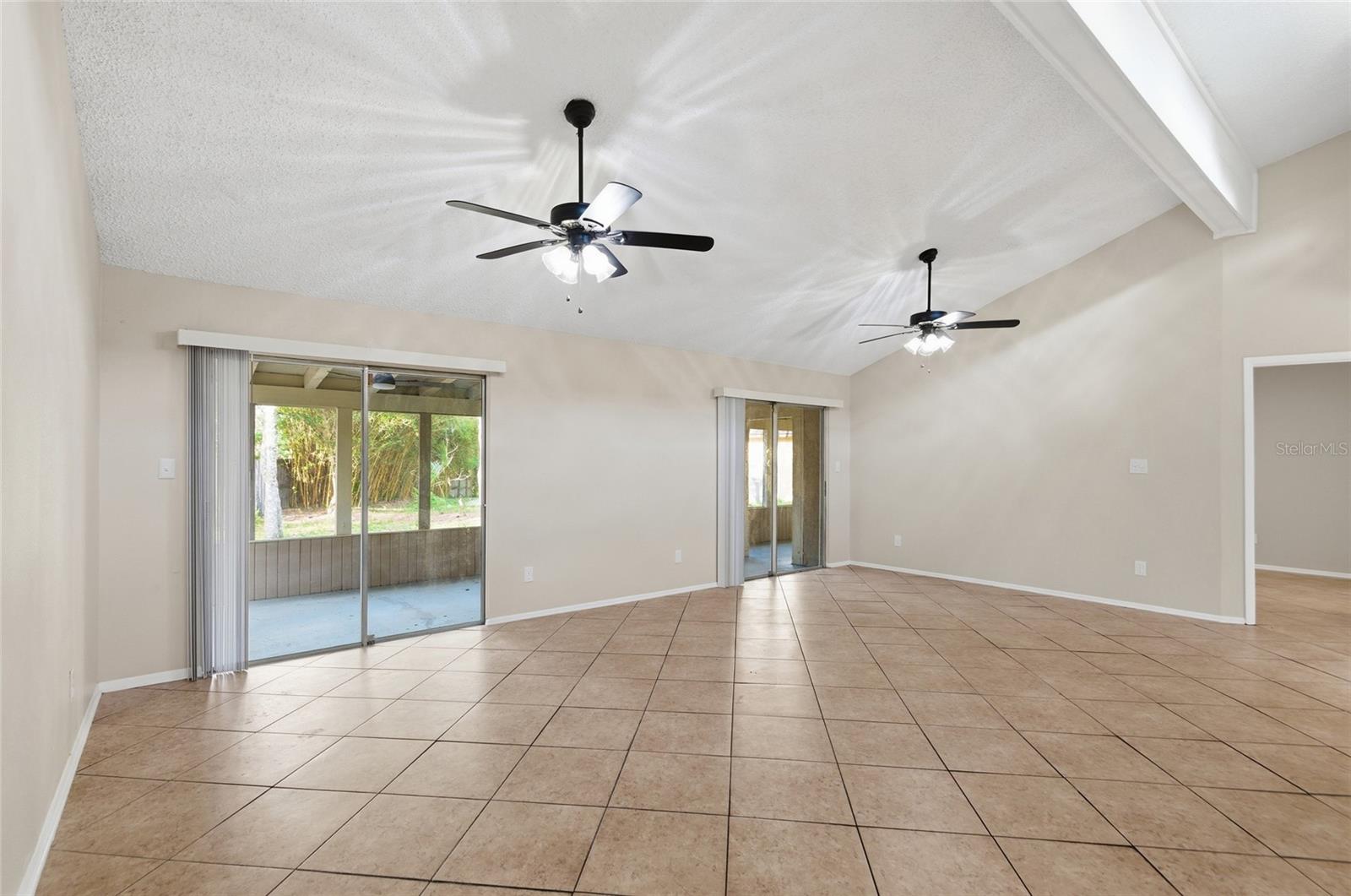 108 Westwind Ct Property Photo 6