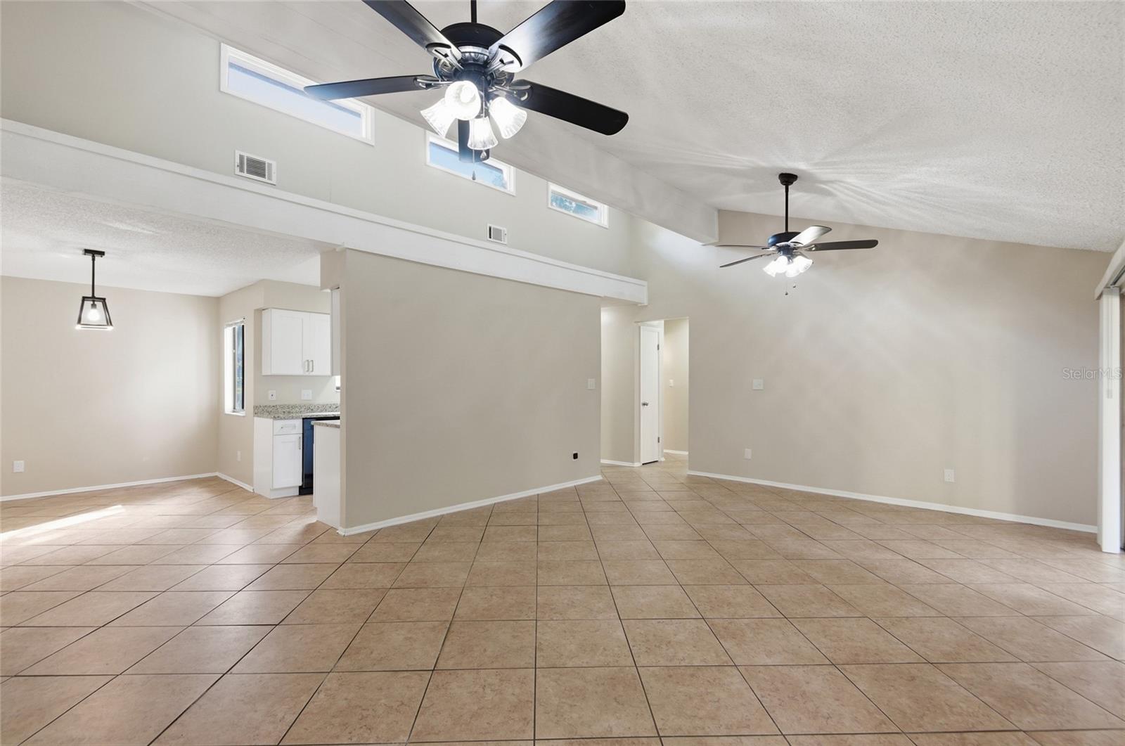 108 Westwind Ct Property Photo 8