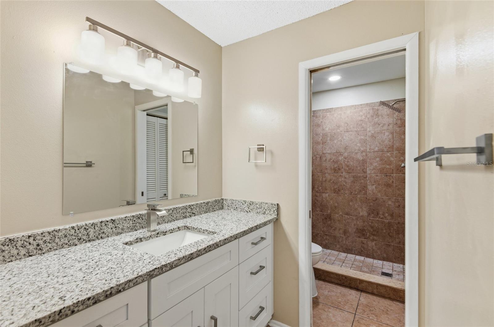 108 Westwind Ct Property Photo 20
