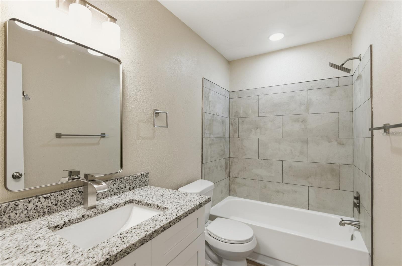 108 Westwind Ct Property Photo 24