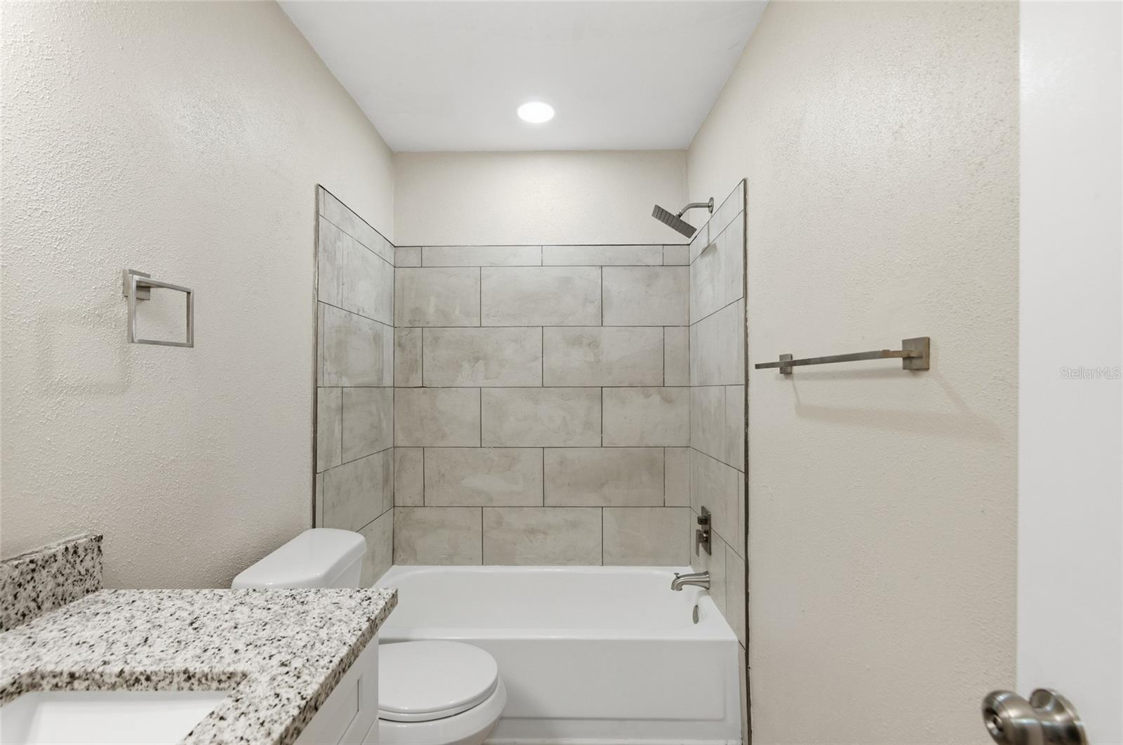 108 Westwind Ct Property Photo 25