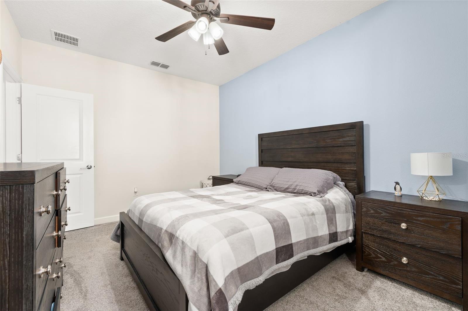 2905 Satire St Property Photo 32