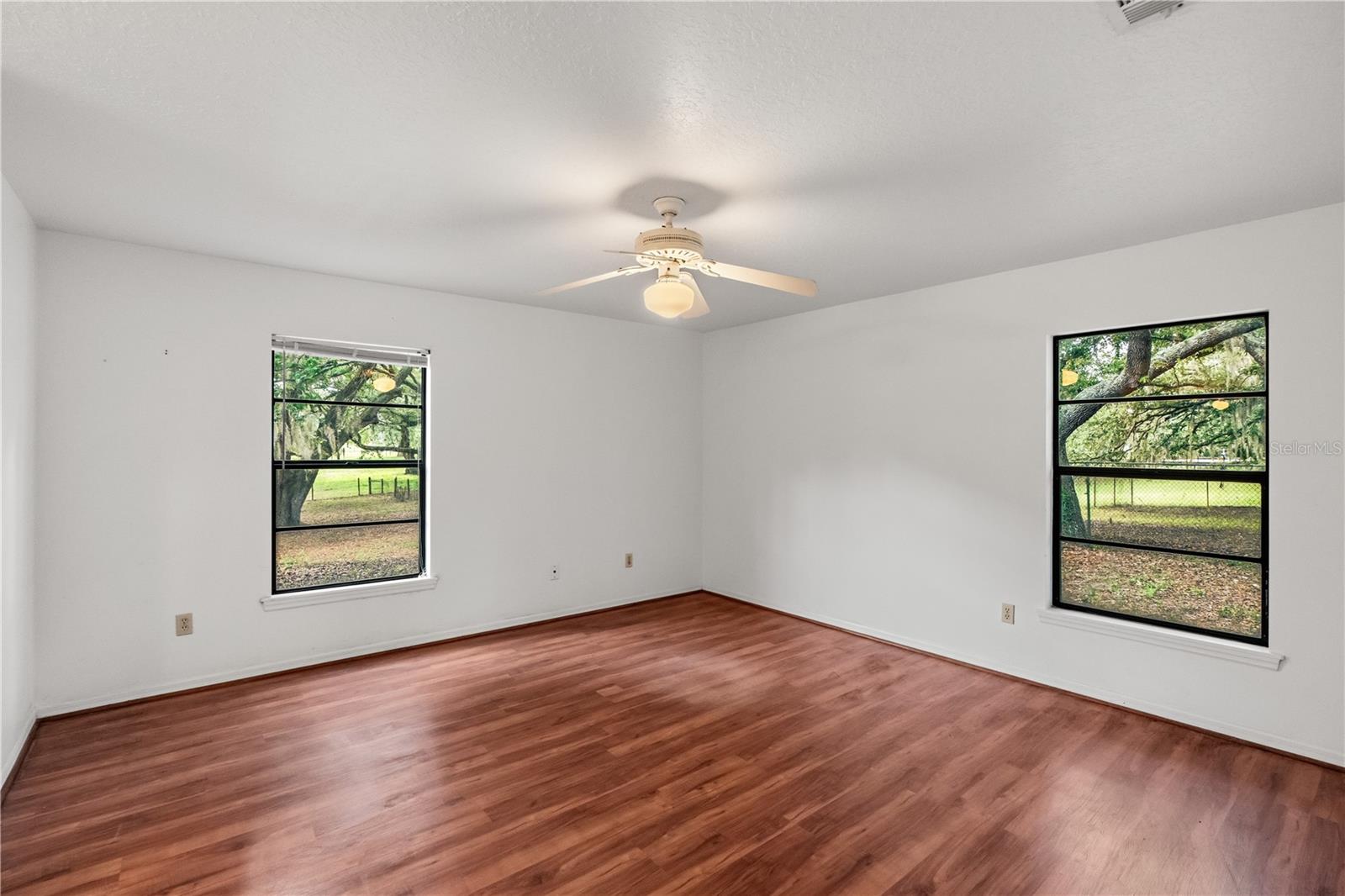 16104 Sandhill Rd Property Photo 21