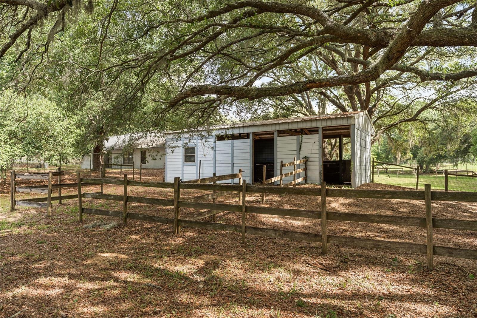 16104 Sandhill Rd Property Photo 34