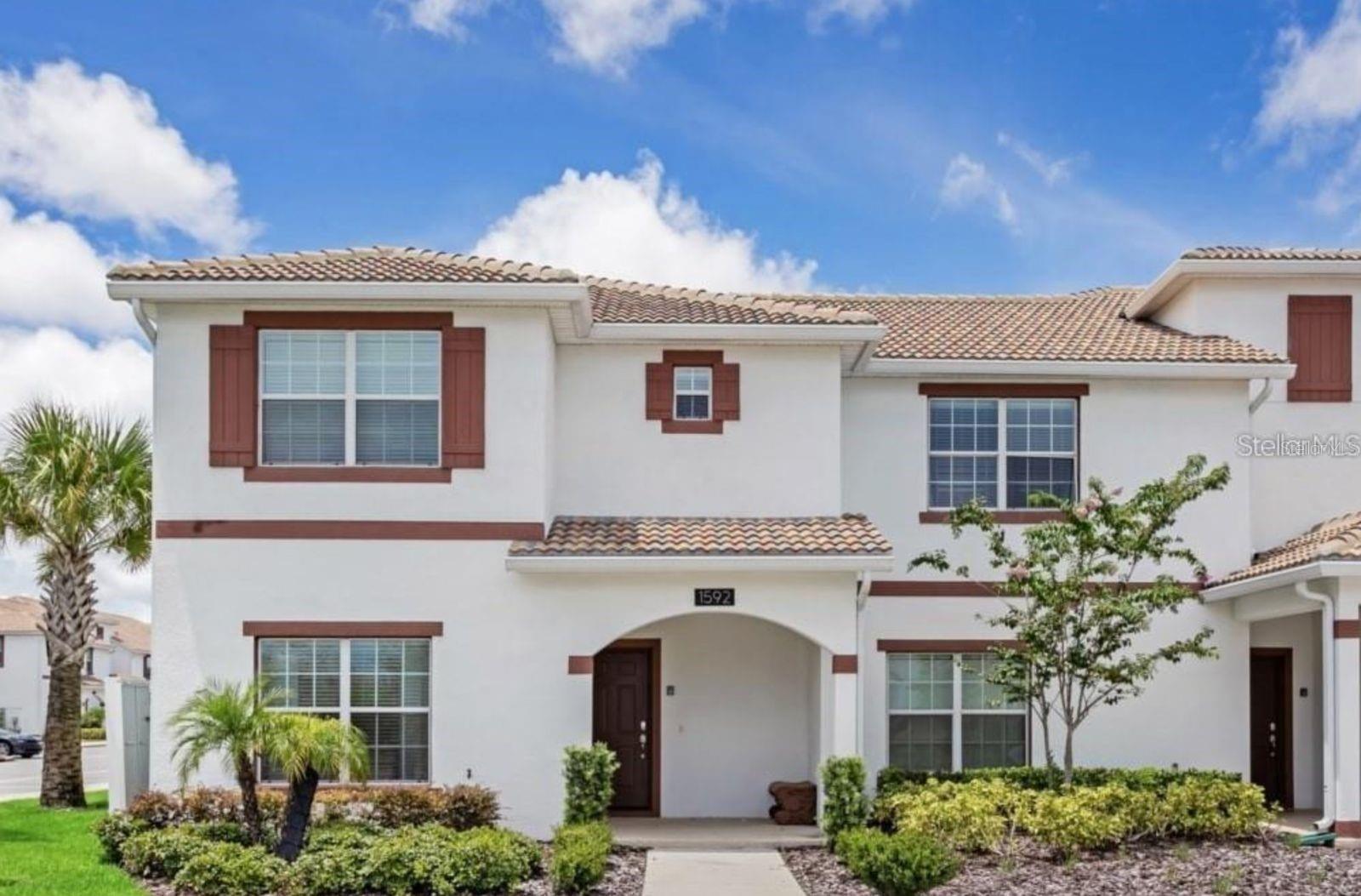 1592 SLICE WAY Property Photo 1