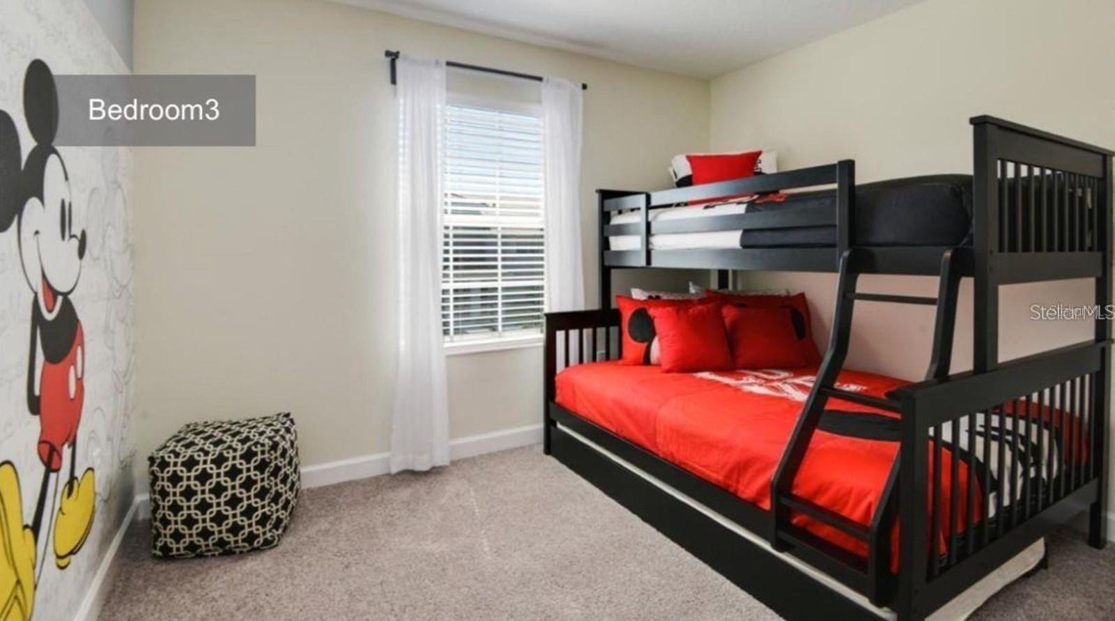 1592 Slice Way Property Photo 9