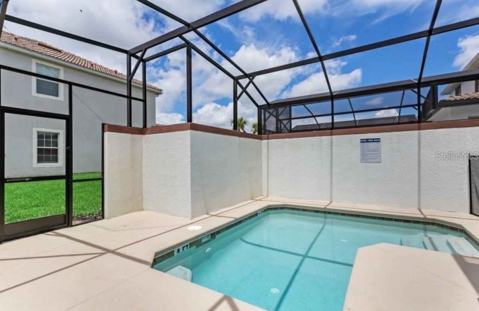 1592 Slice Way Property Photo 15