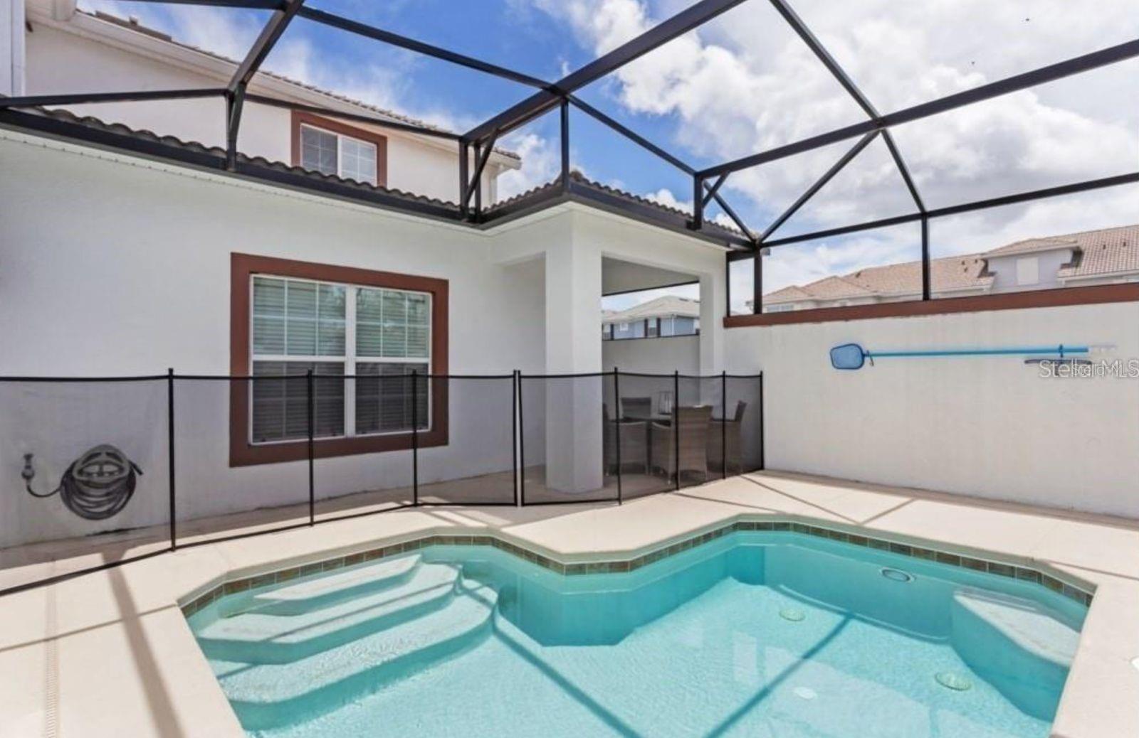 1592 Slice Way Property Photo 16