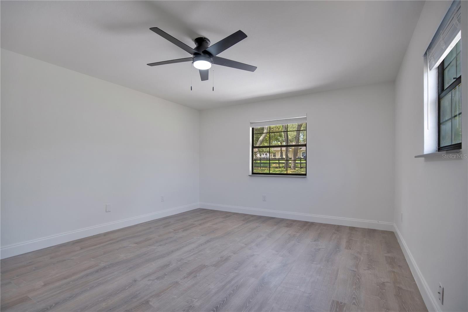 42111 Chinaberry Ct Property Photo 18