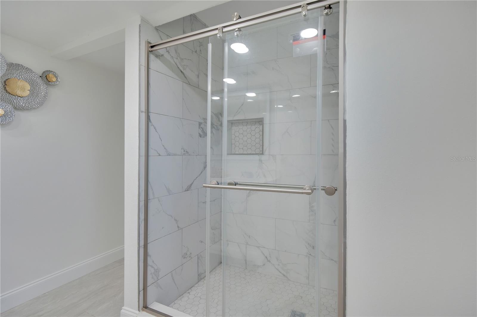 42111 Chinaberry Ct Property Photo 20