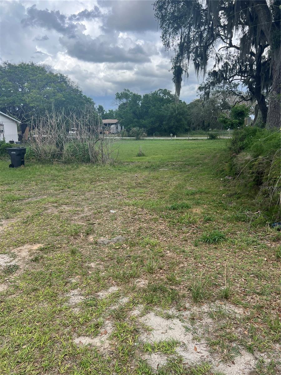 Shady Oak Ave Property Photo 1