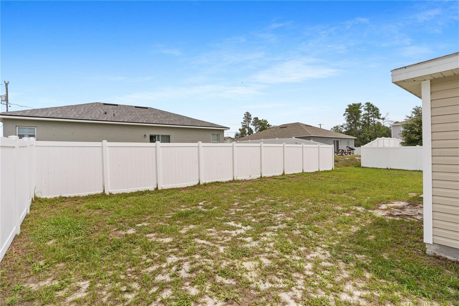 252 Fig Ct Property Photo 32