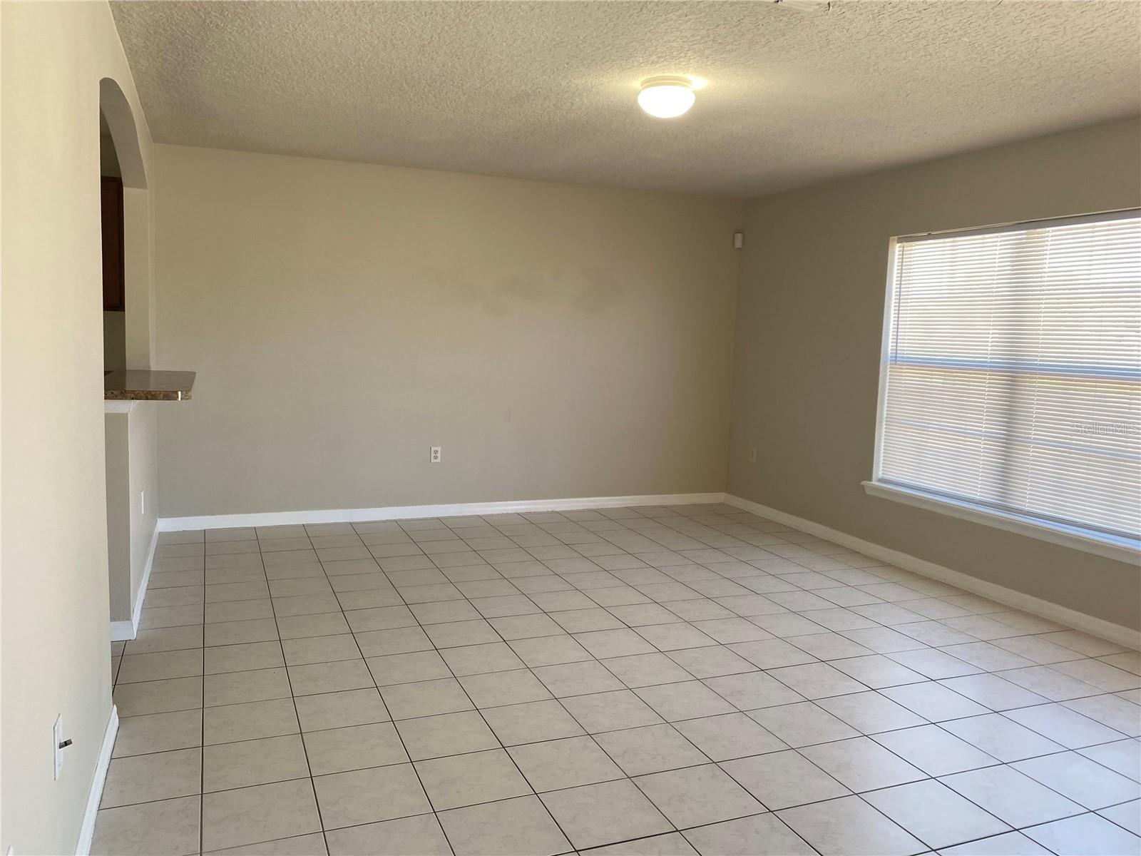 1830 2nd St Nw #b Property Photo 4