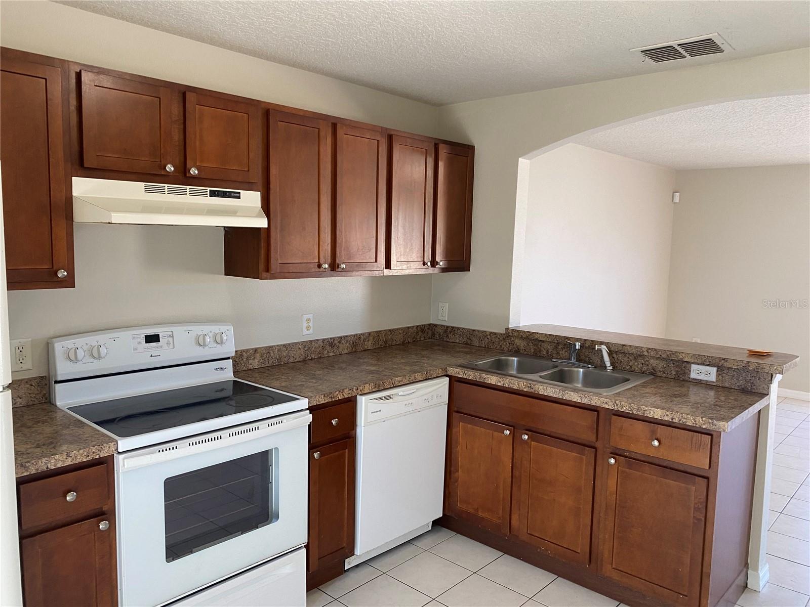 1830 2nd St Nw #b Property Photo 7