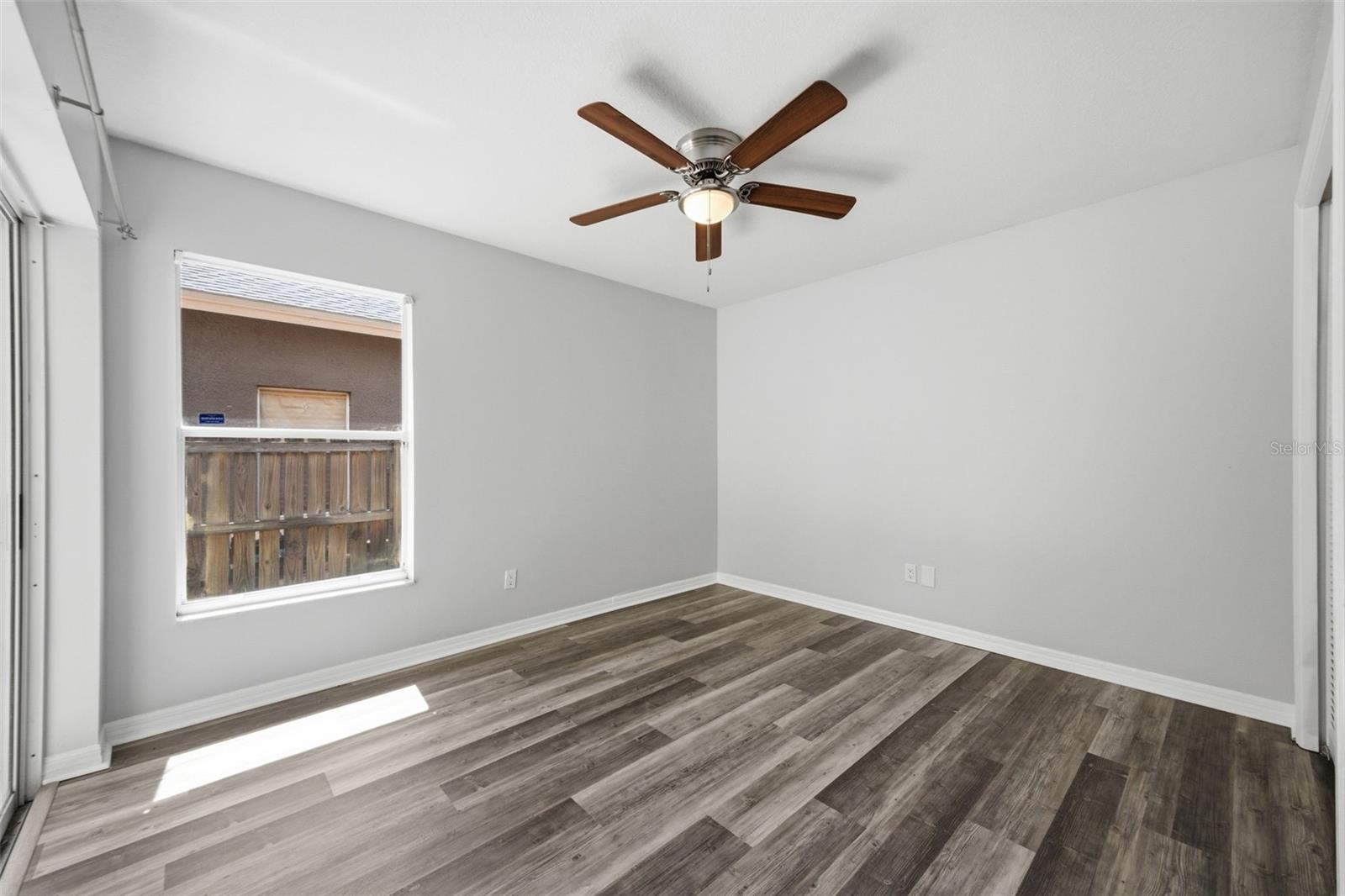 504 Stratfield Dr Property Photo 30