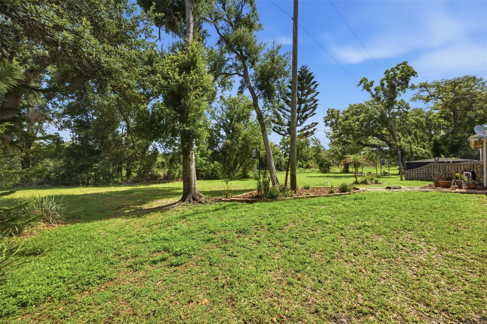 504 Stratfield Dr Property Photo 64