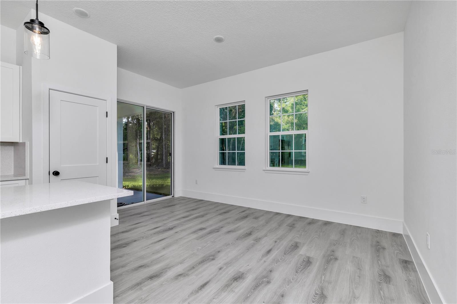 9879 N Caravel Ter Property Photo 12