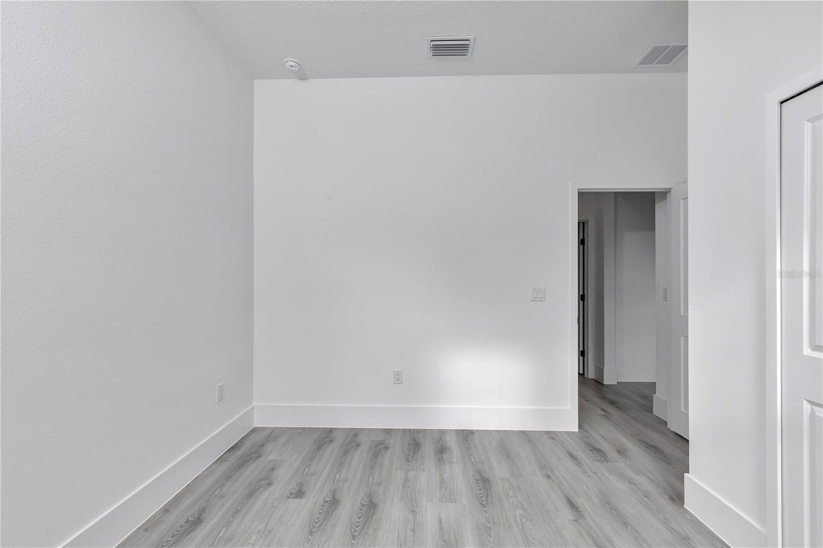 9879 N Caravel Ter Property Photo 33