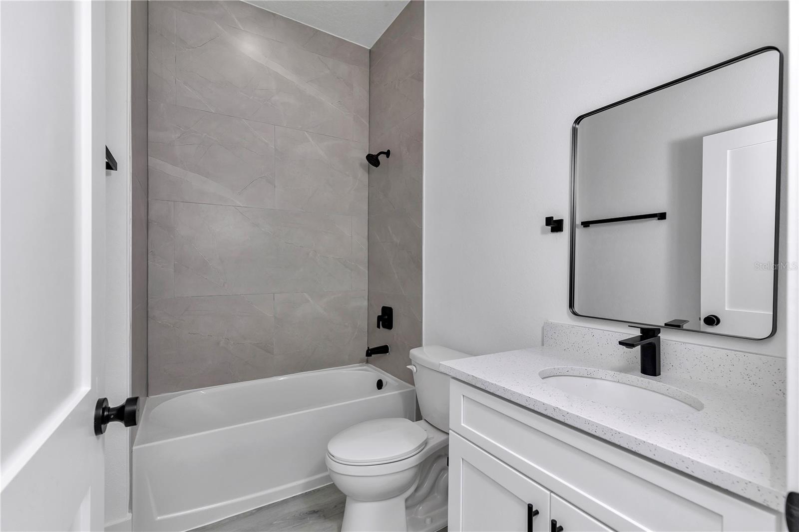 9879 N Caravel Ter Property Photo 37