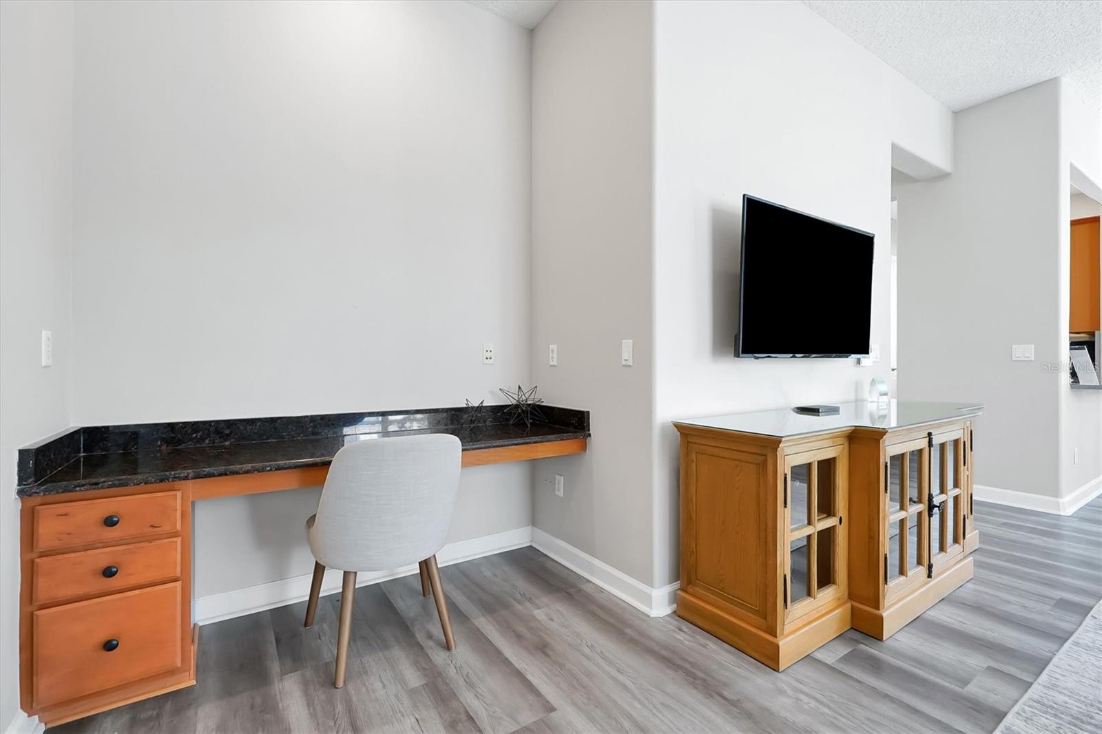 7768 Linkside Loop Property Photo 8