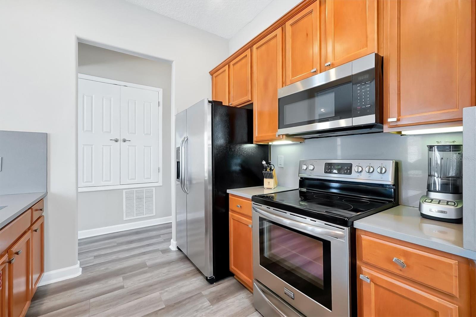 7768 Linkside Loop Property Photo 11
