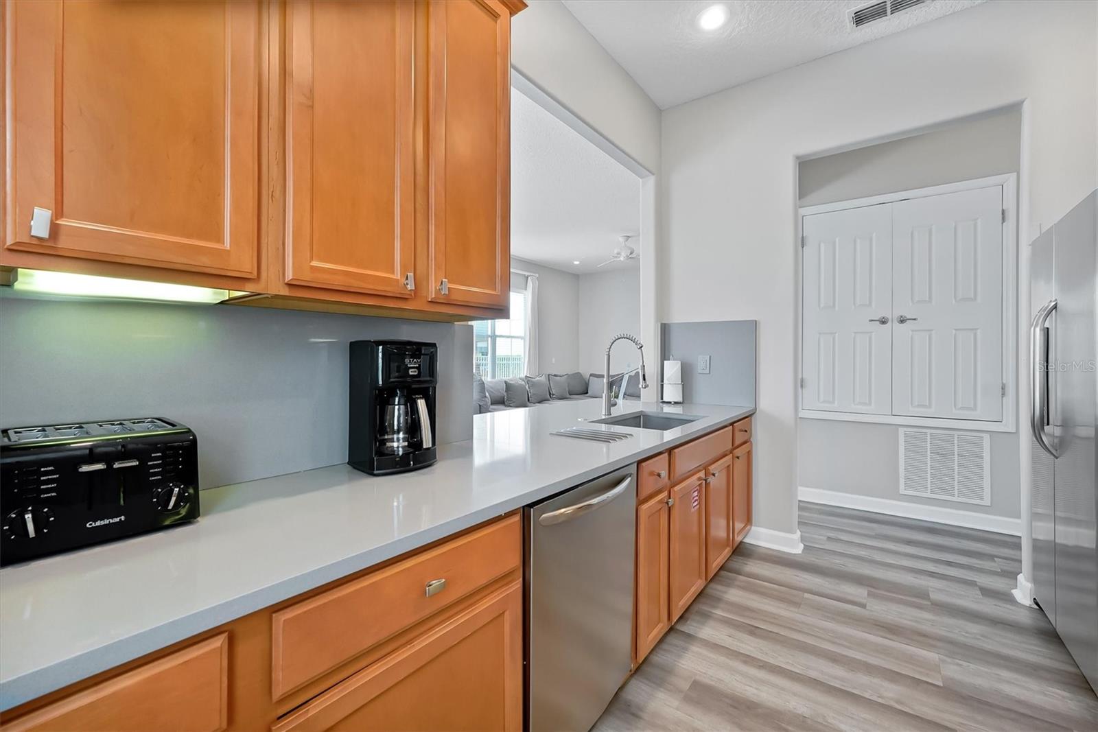 7768 Linkside Loop Property Photo 12