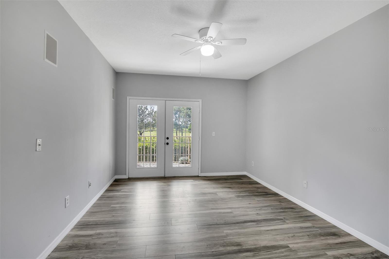 14226 Fredricksburg Dr #220 Property Photo 21